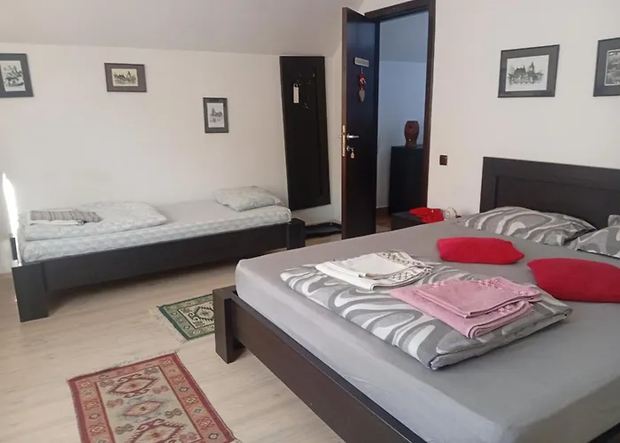 Rami House central double rooms